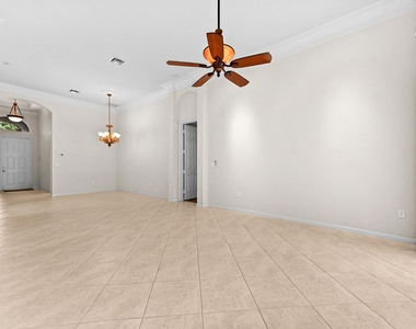 6823 Fabiano Circle - Photo Thumbnail 16