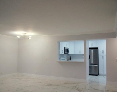10700 Nw 14th Street - Photo Thumbnail 3