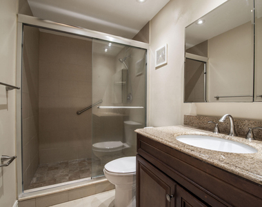 15108 Ashland Drive - Photo Thumbnail 10