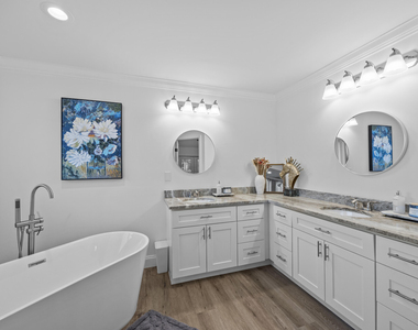 2400 Seaford Drive - Photo Thumbnail 18