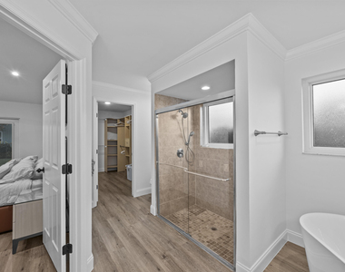 2400 Seaford Drive - Photo Thumbnail 20