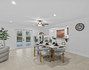 2400 Seaford Drive - Photo Thumbnail 13