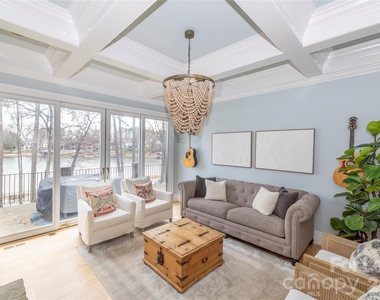 19001 Double Eagle Drive - Photo Thumbnail 4