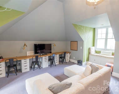 19001 Double Eagle Drive - Photo Thumbnail 15