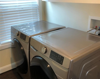 7211 Grassy Knob Court - Photo Thumbnail 8