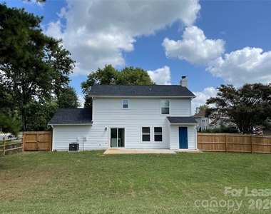 7211 Grassy Knob Court - Photo Thumbnail 2