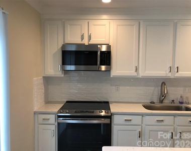 7211 Grassy Knob Court - Photo Thumbnail 28