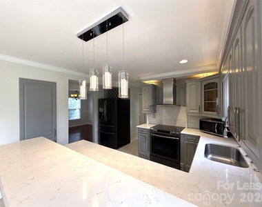 7318 Connan Lane - Photo Thumbnail 9