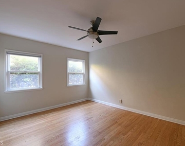 11061 Ohio Avenue - Photo Thumbnail 6
