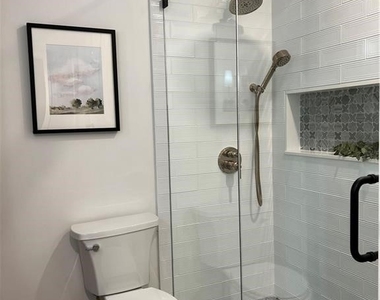 723 Palisades Beach Road - Photo Thumbnail 14