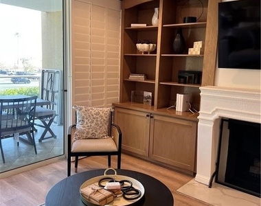 723 Palisades Beach Road - Photo Thumbnail 5