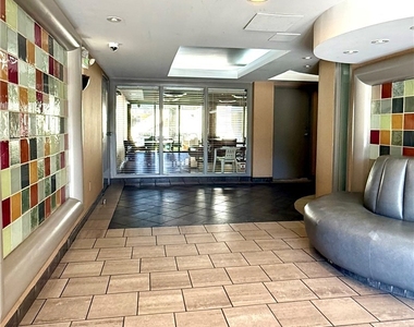 19009 Sherman Way - Photo Thumbnail 10