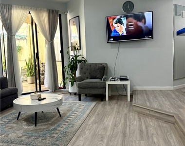 19009 Sherman Way - Photo Thumbnail 2