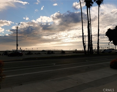 5267 E Ocean Boulevard - Photo Thumbnail 8