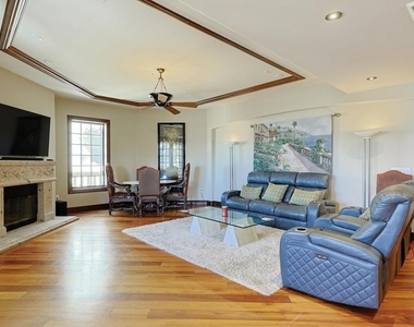 120 C Avenue - Photo Thumbnail 4