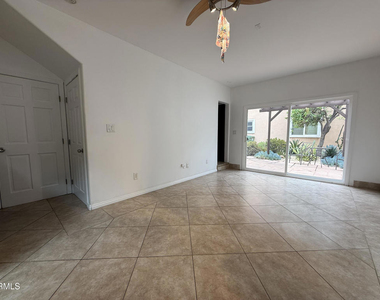 748 N La Jolla Avenue - Photo Thumbnail 4