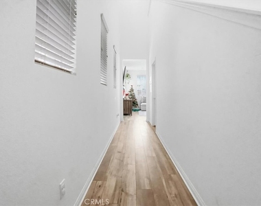 556 Enzo Street - Photo Thumbnail 16