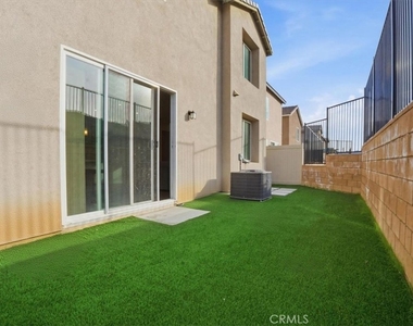 556 Enzo Street - Photo Thumbnail 40