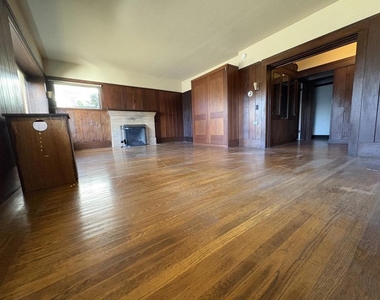 2629 Piedmont Avenue - Photo Thumbnail 1