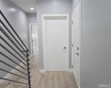 2250 W 14th - Photo Thumbnail 3