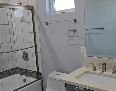 2250 W 14th - Photo Thumbnail 15