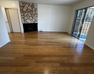 12779 Venice Boulevard - Photo Thumbnail 16