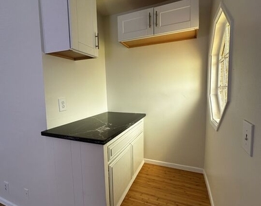 12779 Venice Boulevard - Photo Thumbnail 2