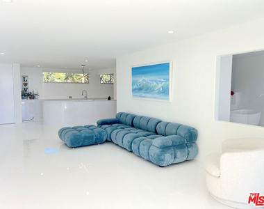 22548 Pacific Coast Highway - Photo Thumbnail 4