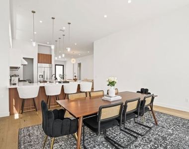 12136 Clarkson Road - Photo Thumbnail 11