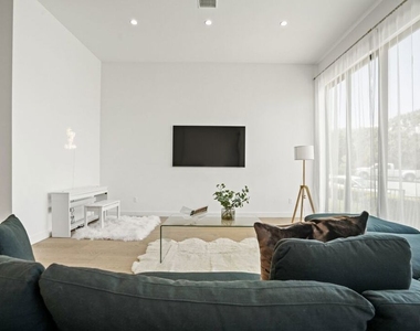 12136 Clarkson Road - Photo Thumbnail 1