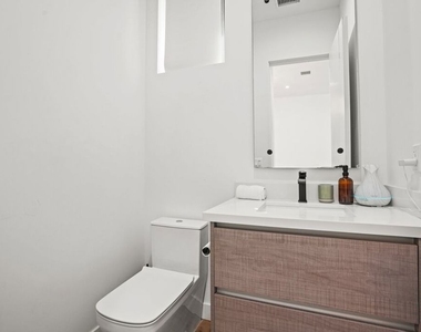 12136 Clarkson Road - Photo Thumbnail 33