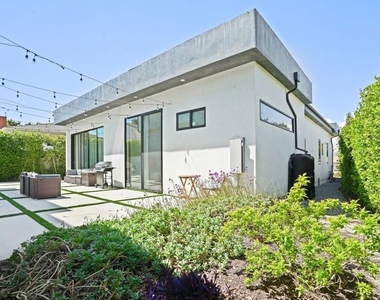 12136 Clarkson Road - Photo Thumbnail 37