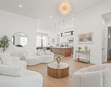 12136 Clarkson Road - Photo Thumbnail 4