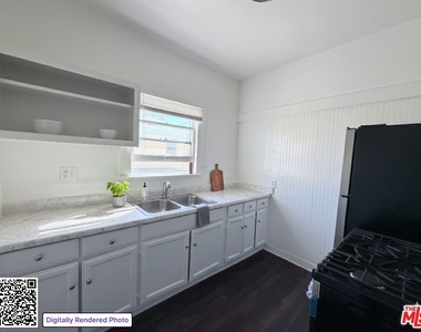 2146 S Oak Street - Photo Thumbnail 4