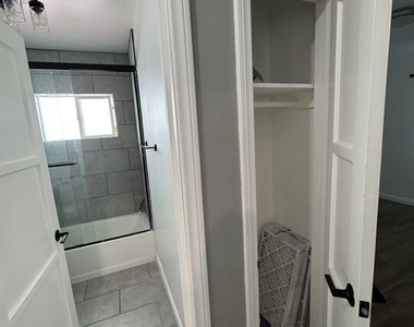 446 N California Street - Photo Thumbnail 24
