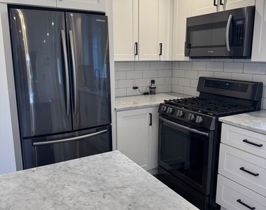 446 N California Street - Photo Thumbnail 9