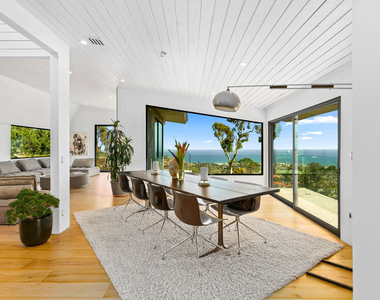 23812 Malibu Crest Drive - Photo Thumbnail 9