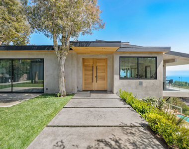 23812 Malibu Crest Drive - Photo Thumbnail 2