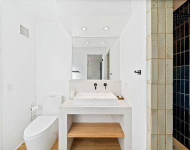 23812 Malibu Crest Drive - Photo Thumbnail 19