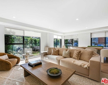 350 N Palm Drive - Photo Thumbnail 6