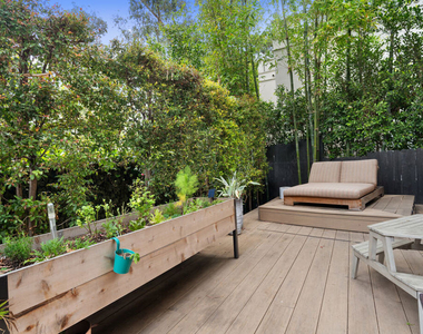 2065 Watsonia Terrace - Photo Thumbnail 26