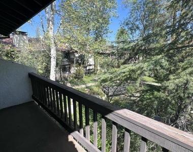 21900 Marylee Street - Photo Thumbnail 14