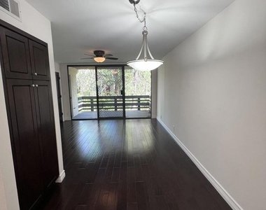21900 Marylee Street - Photo Thumbnail 8
