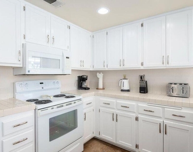 41417 Princeville Lane - Photo Thumbnail 11