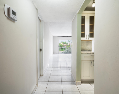 2200 E Hallandale Beach Boulevard - Photo Thumbnail 27