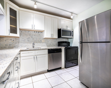 2200 E Hallandale Beach Boulevard - Photo Thumbnail 12