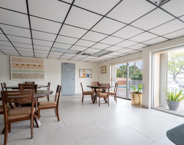 2200 E Hallandale Beach Boulevard - Photo Thumbnail 5