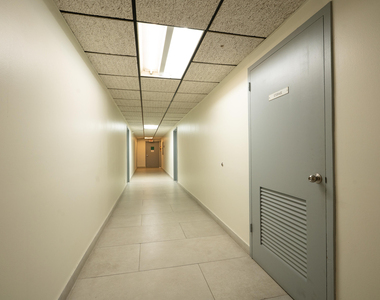 2200 E Hallandale Beach Boulevard - Photo Thumbnail 6