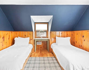 11 Bieselin Road - Photo Thumbnail 12