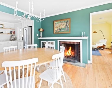 11 Bieselin Road - Photo Thumbnail 3
